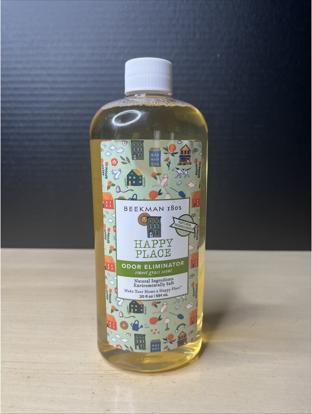 Odor Eliminators  Beekman 1802 Happy Place Sweet Grass Scent 20 oz. 591 ML 1F1